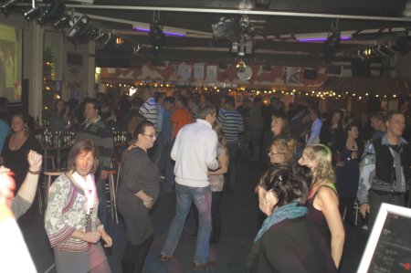 club8090partypicture2010_3.jpg